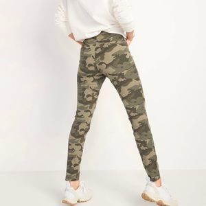 Old navy high rise pixie pant NWOT